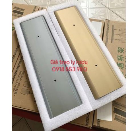 Giá treo ly rượu